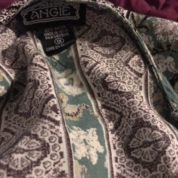 Wrap - Picture 2 of 3